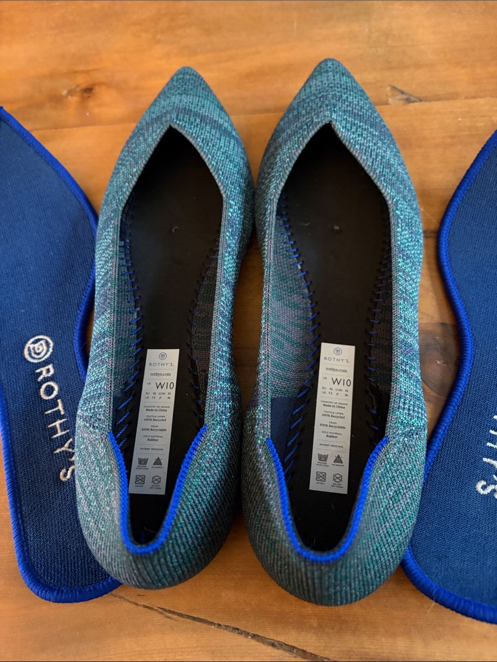 Rothy's Pointed Knit Flats in Aqua heather size 10 - Picture 2 of 9